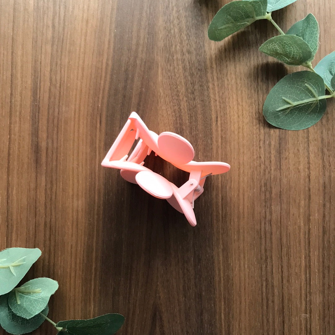 Pink Flower Claw Clip