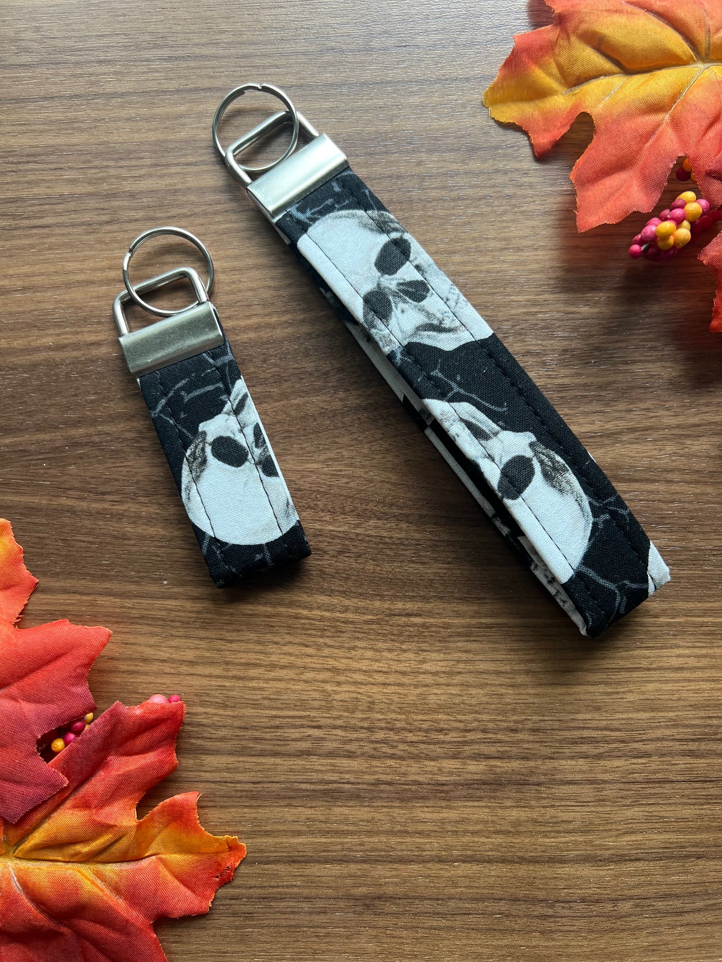 Spooky Skulls Key Fob - Spooky Collection