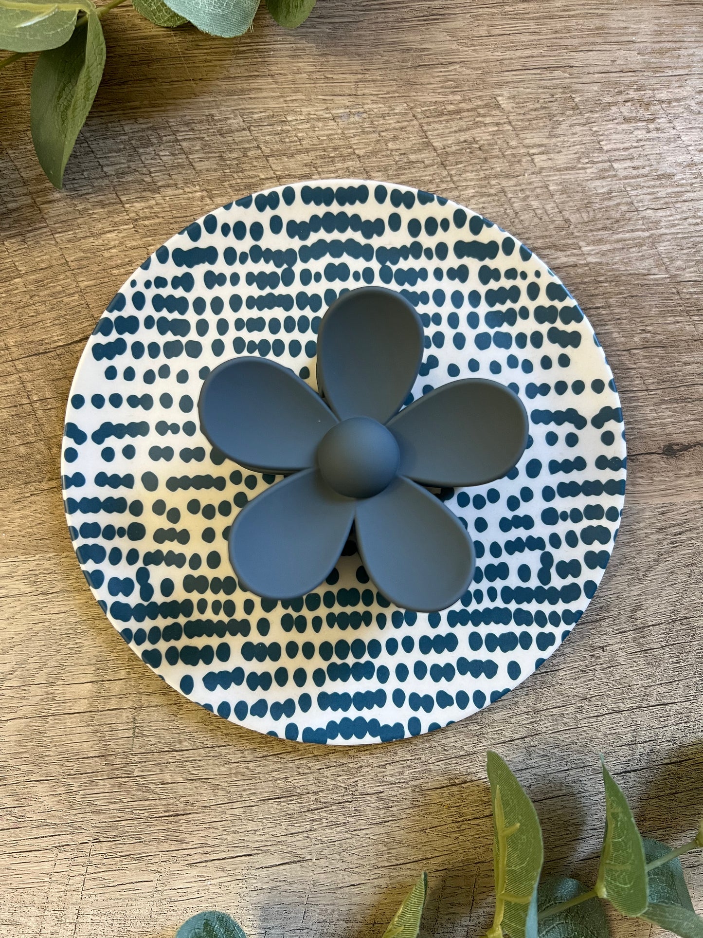 Charcoal Gray Flower Claw Clip