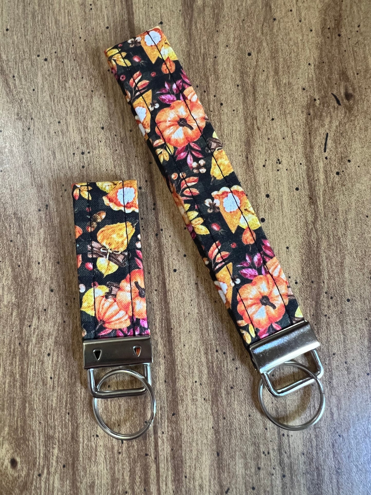 Pumpkin Pie Key Fob - Spooky Collection