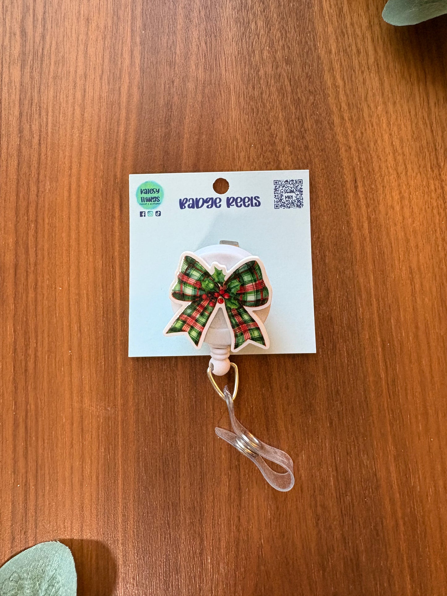 Green Plaid Bow Badge Reel - Holiday Collection