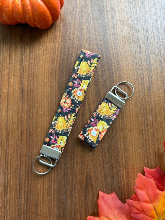 Pumpkin Pie Key Fob - Spooky Collection